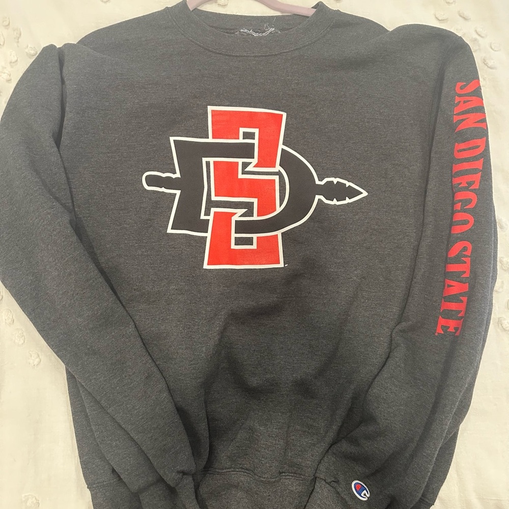 San Diego State Sweatshirt Large